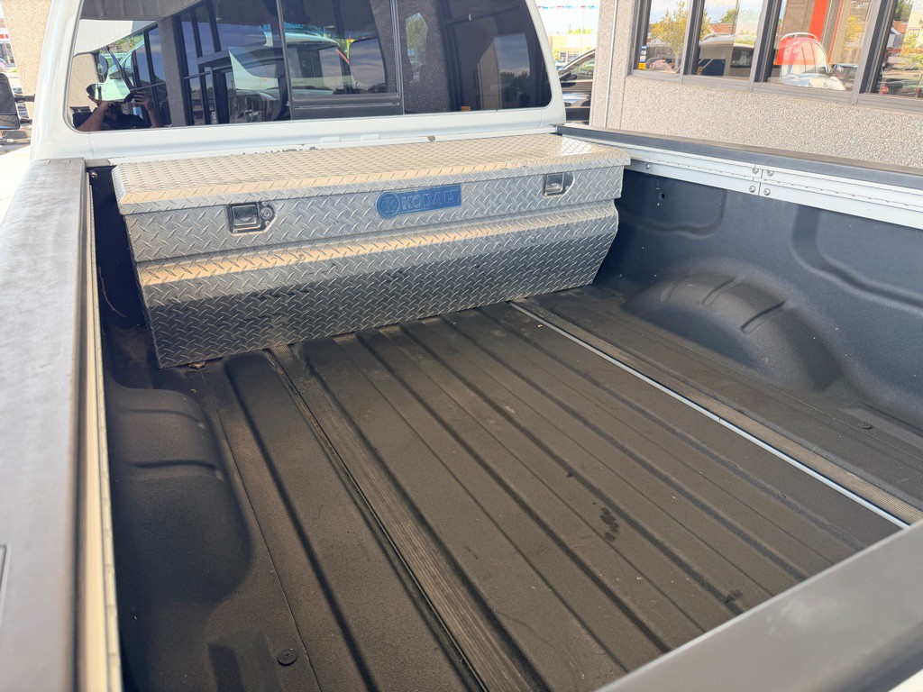 2012 Nissan Titan Image 31