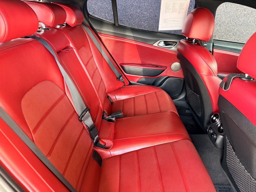 2019 Kia Stinger Image 21