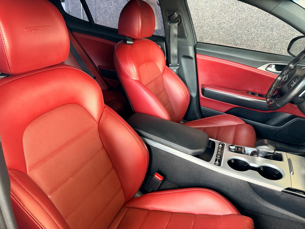 2019 Kia Stinger Image 22