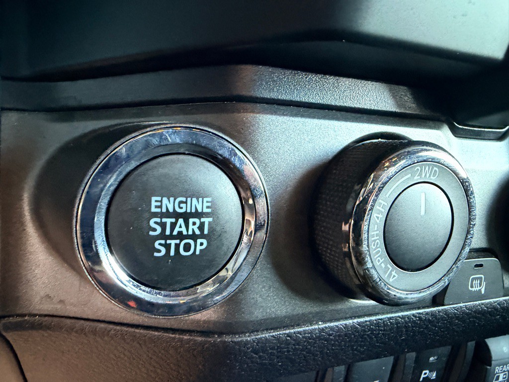 2023 Toyota Tacoma Image 13