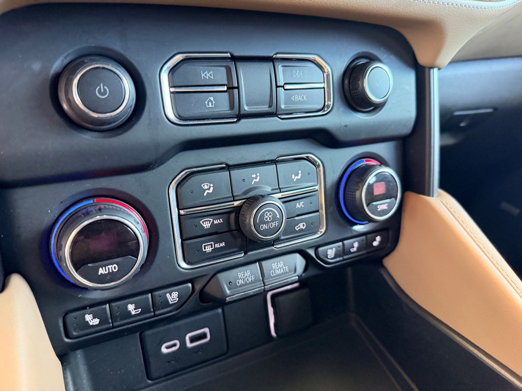 2021 Chevrolet Tahoe Image 13