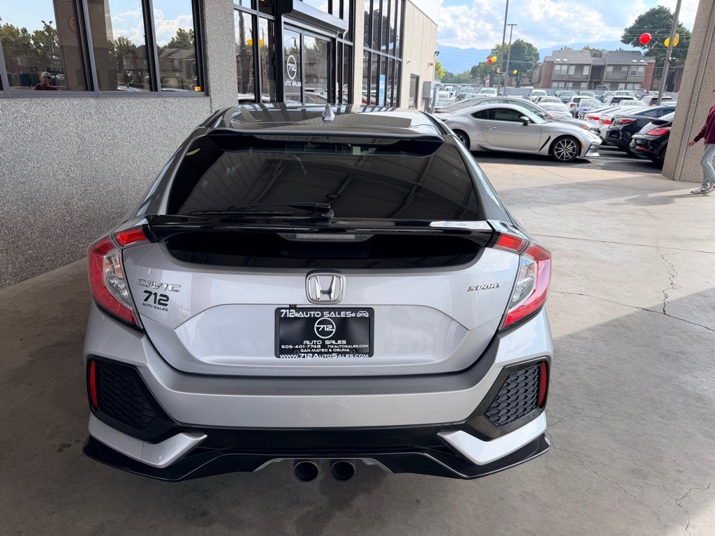 2018 Honda Civic Image 31