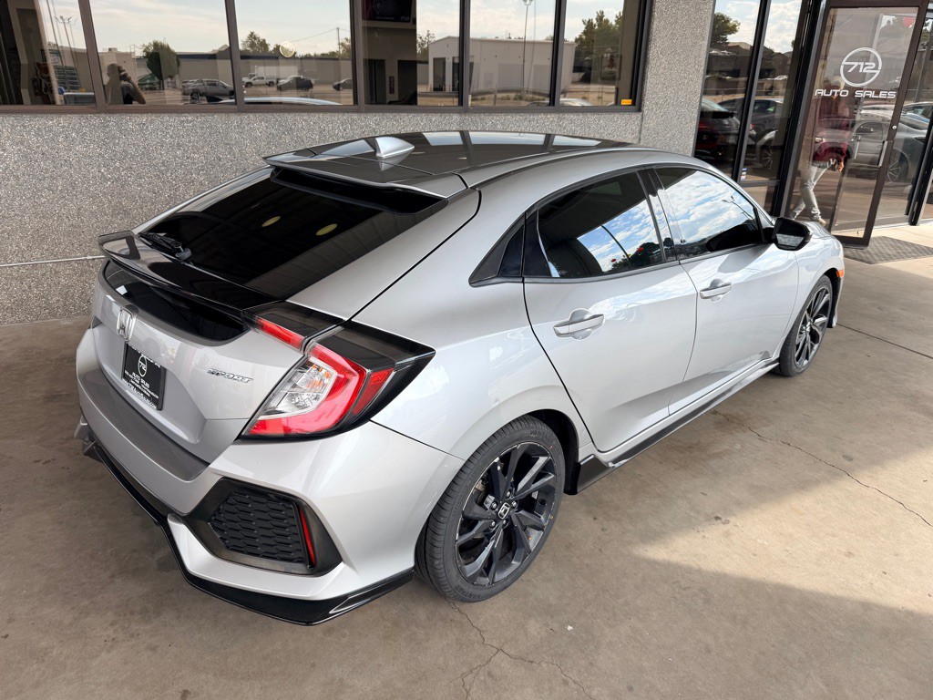 2018 Honda Civic Image 33