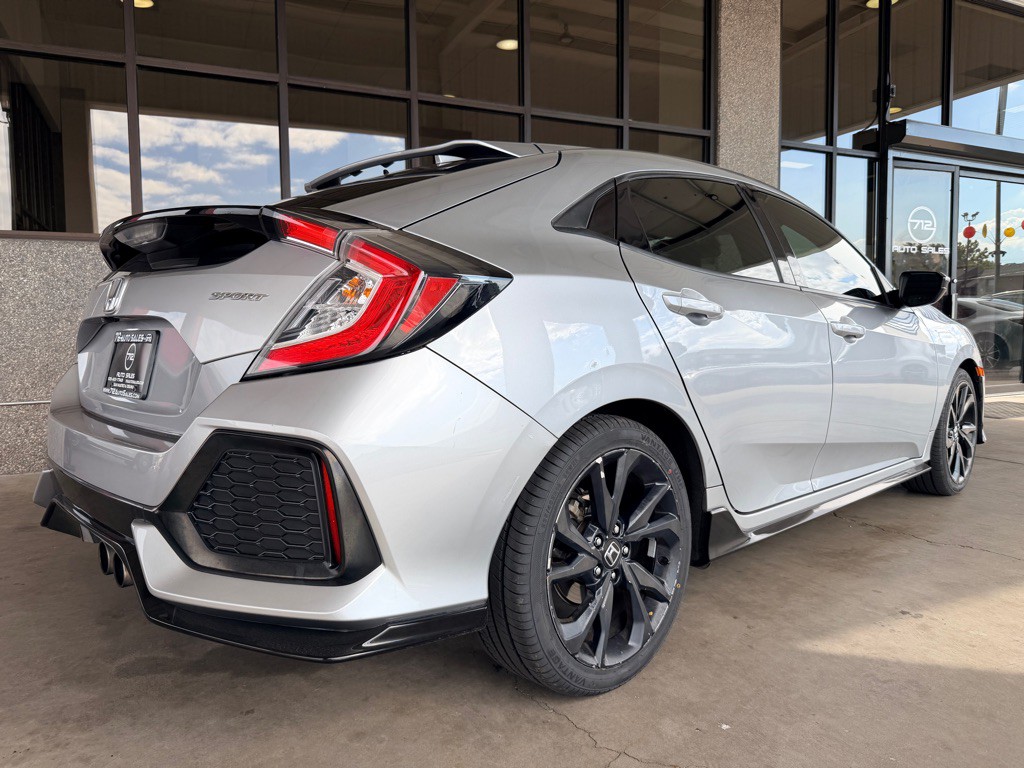 2018 Honda Civic Image 34