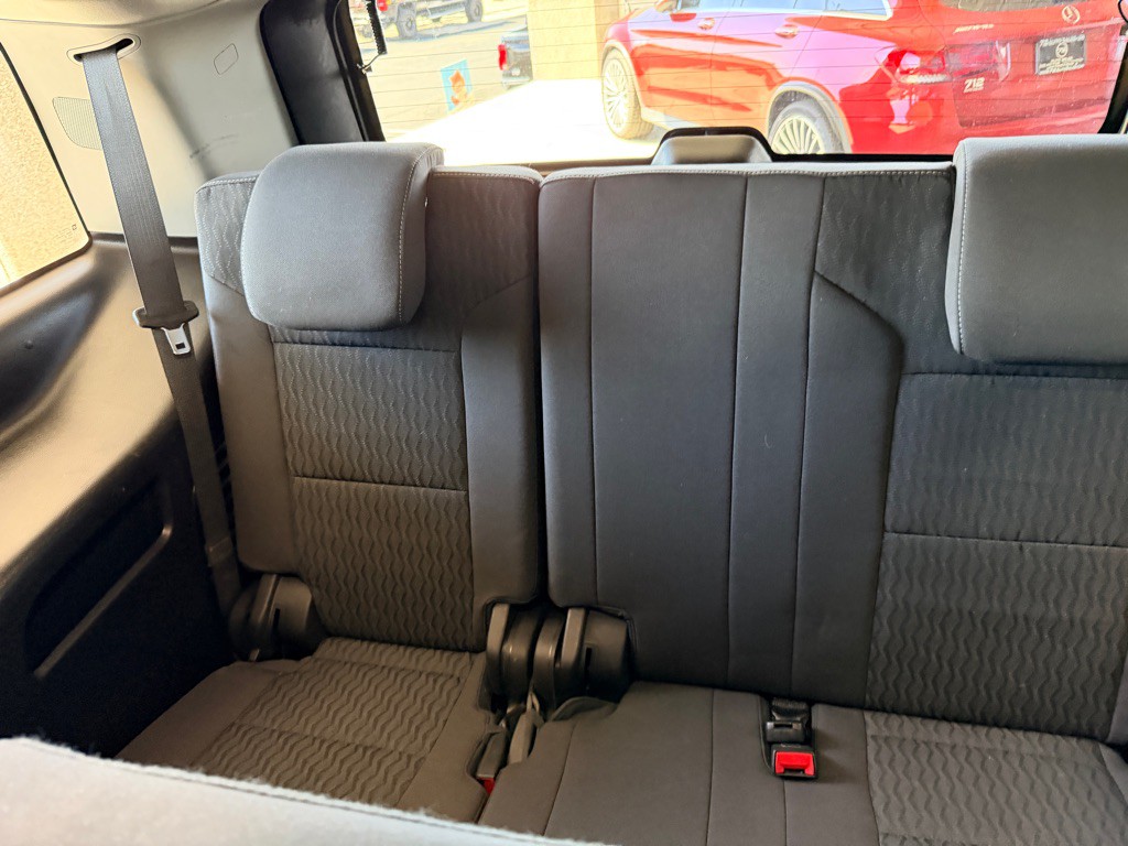 2018 GMC Yukon Image 16