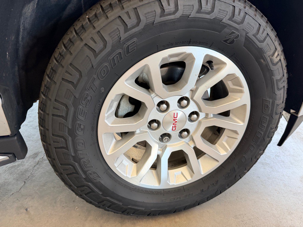 2018 GMC Yukon Image 44