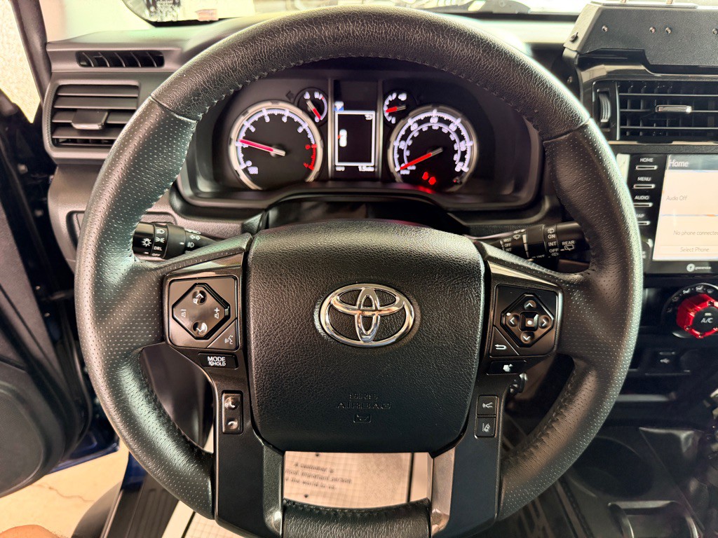 2020 Toyota 4Runner Image 9