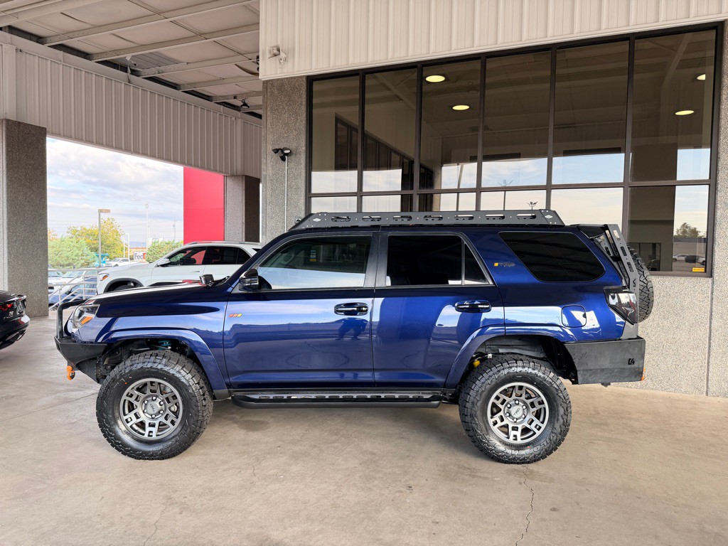 2020 Toyota 4Runner Image 30