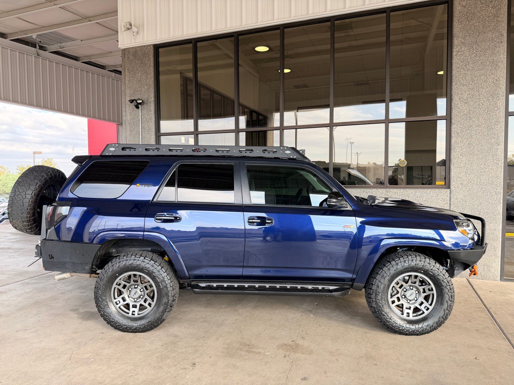 2020 Toyota 4Runner Image 39
