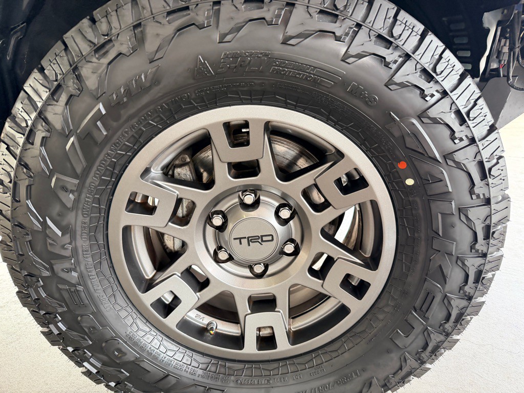2020 Toyota 4Runner Image 46