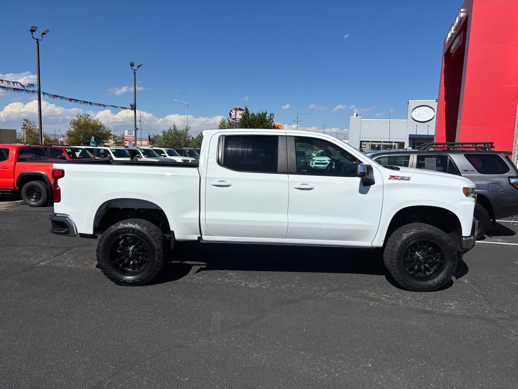 2022 Chevrolet Silverado 1500 Image 3