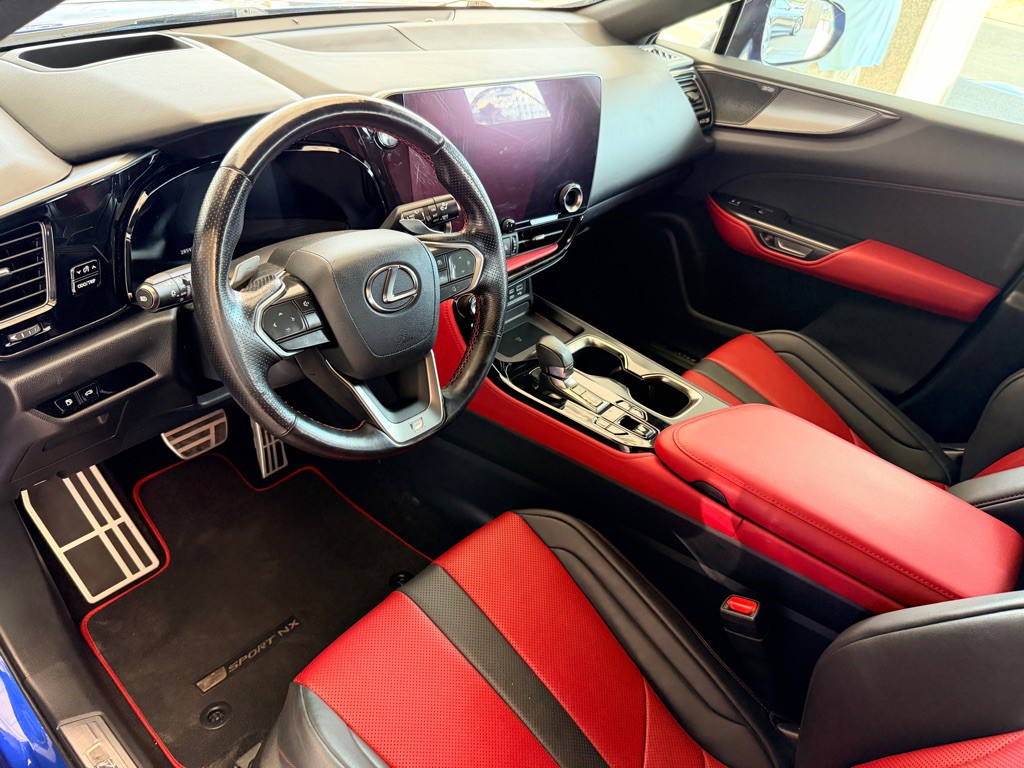 2023 Lexus NX Image 9