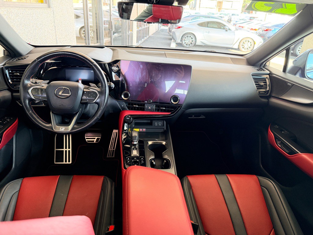 2023 Lexus NX Image 19