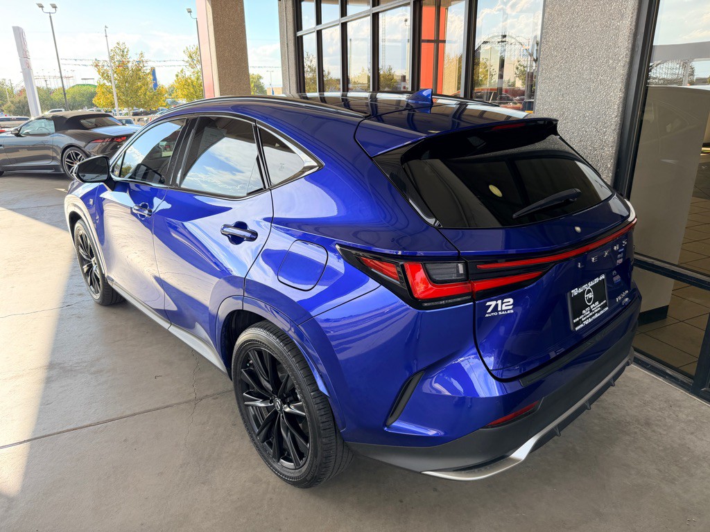 2023 Lexus NX Image 34
