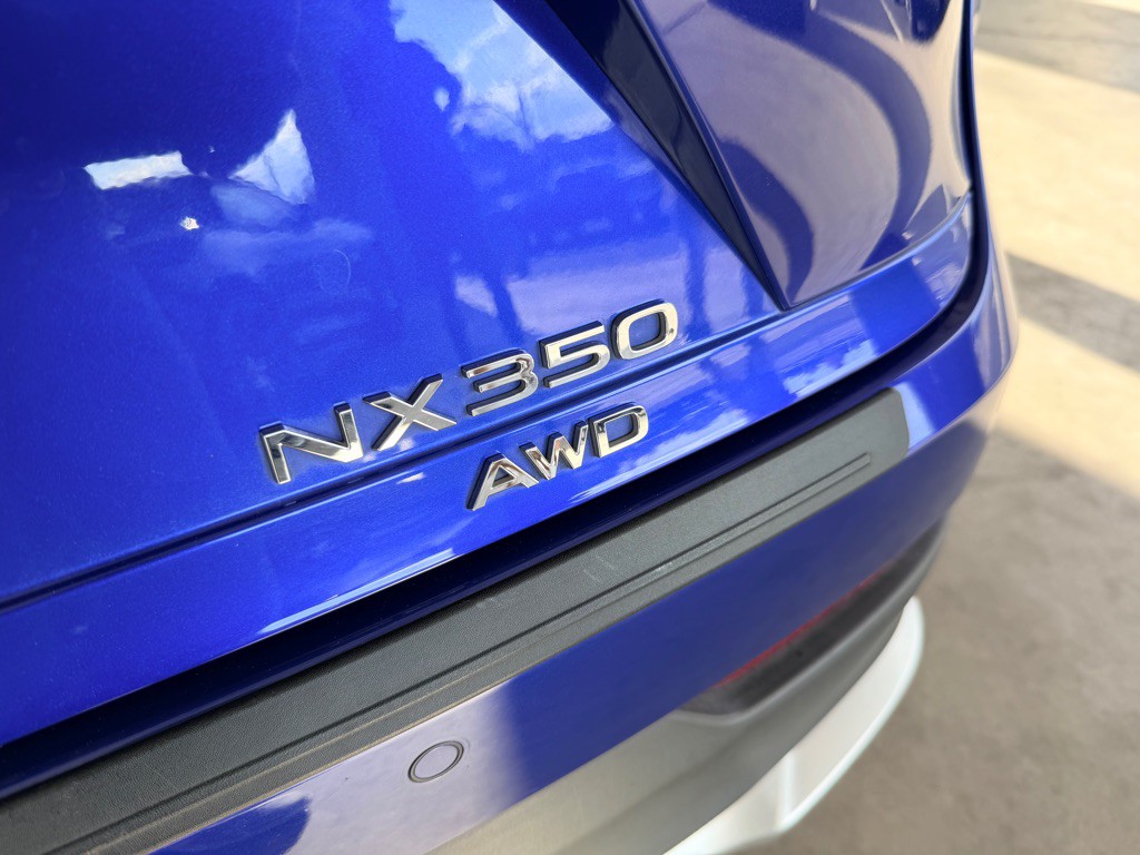 2023 Lexus NX Image 39