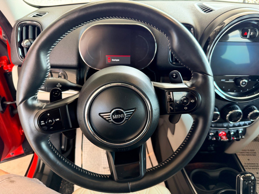 2022 MINI Cooper Image 9