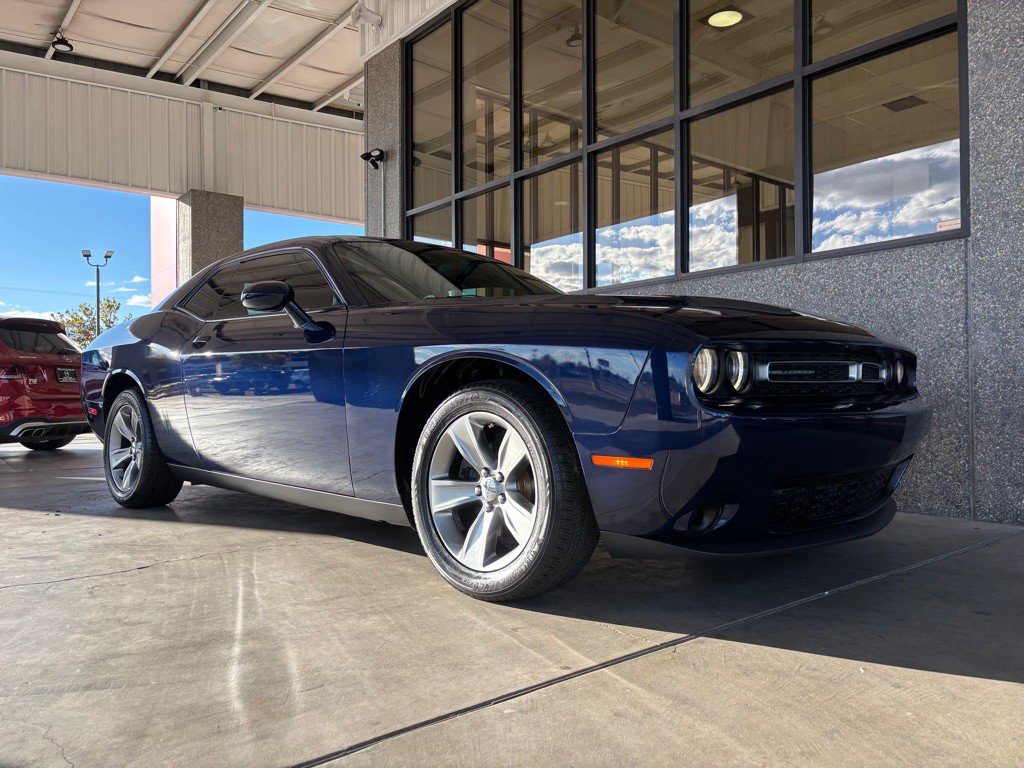 2015 Dodge Challenger Image 23