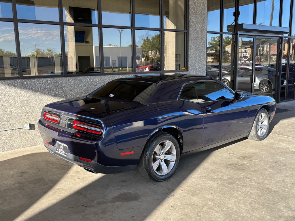 2015 Dodge Challenger Image 26