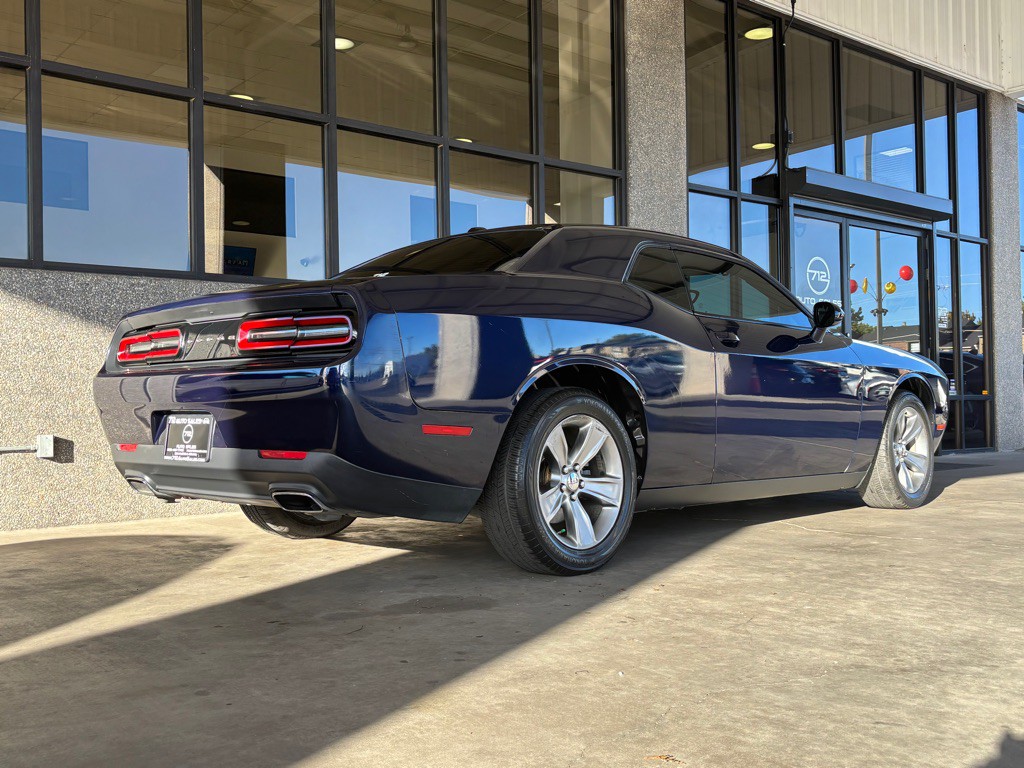 2015 Dodge Challenger Image 27