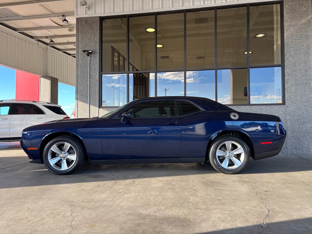 2015 Dodge Challenger Image 33