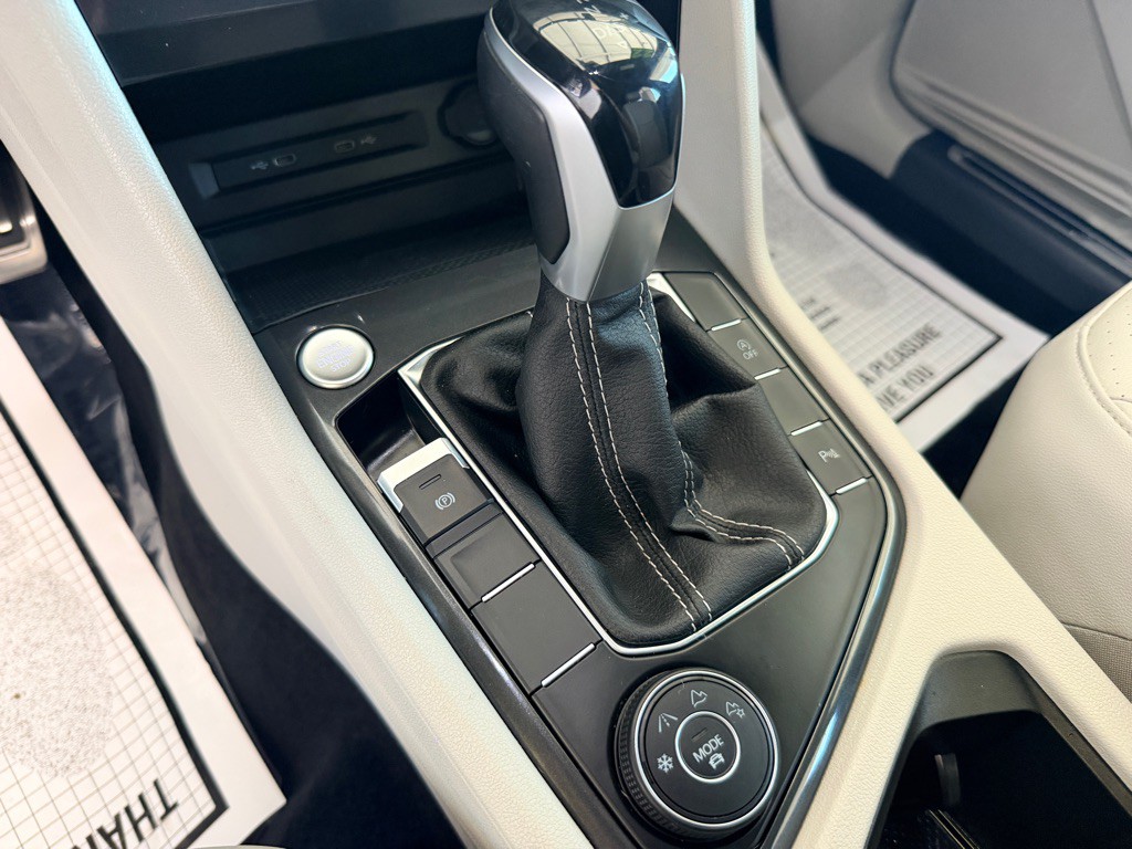 2022 Volkswagen Tiguan Image 11