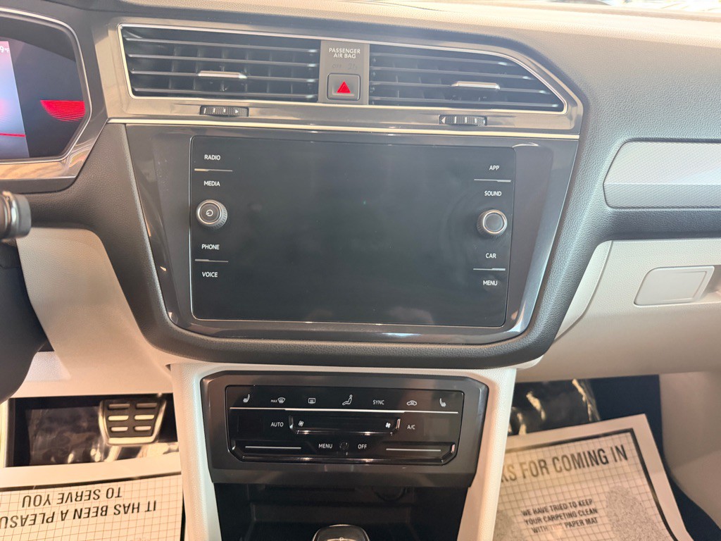 2022 Volkswagen Tiguan Image 12