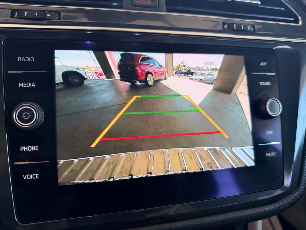 2022 Volkswagen Tiguan Image 14