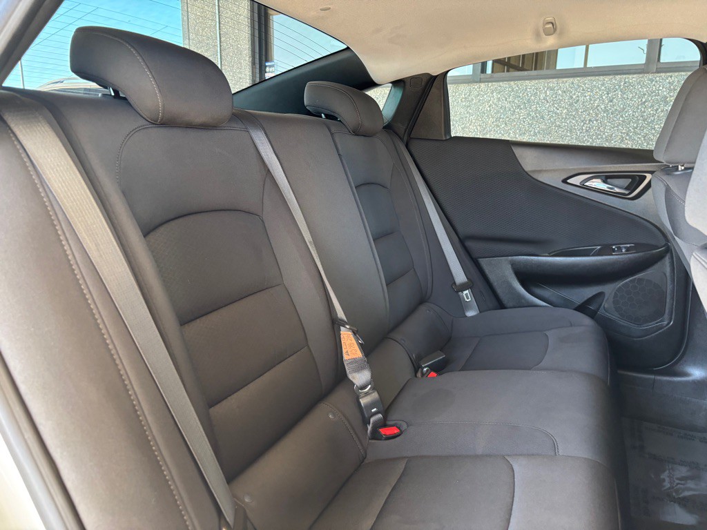 2023 Chevrolet Malibu Image 21
