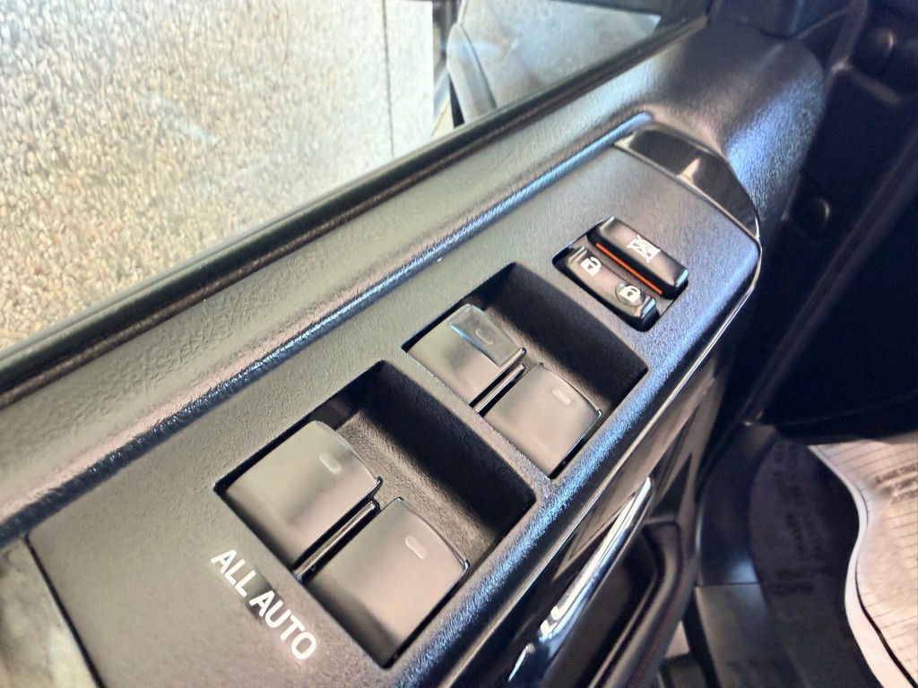 2022 Toyota 4Runner Image 5