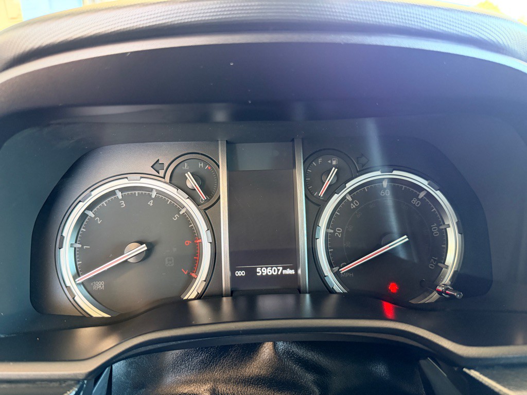 2022 Toyota 4Runner Image 10