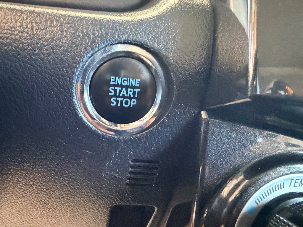 2022 Toyota 4Runner Image 15