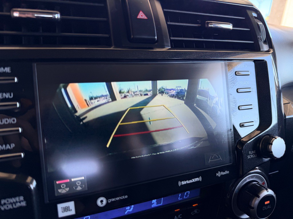 2022 Toyota 4Runner Image 16