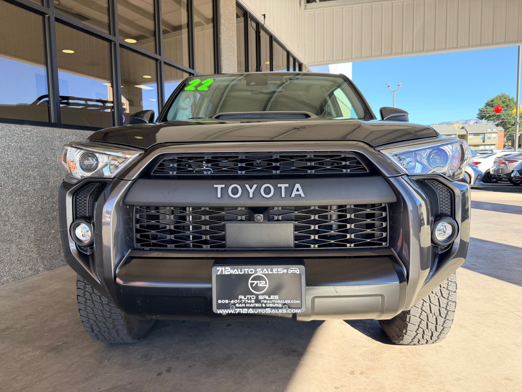 2022 Toyota 4Runner Image 30