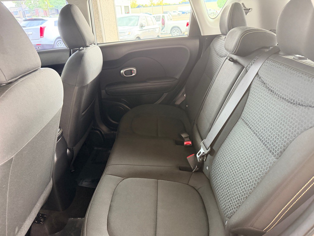 2016 Kia Soul Image 14