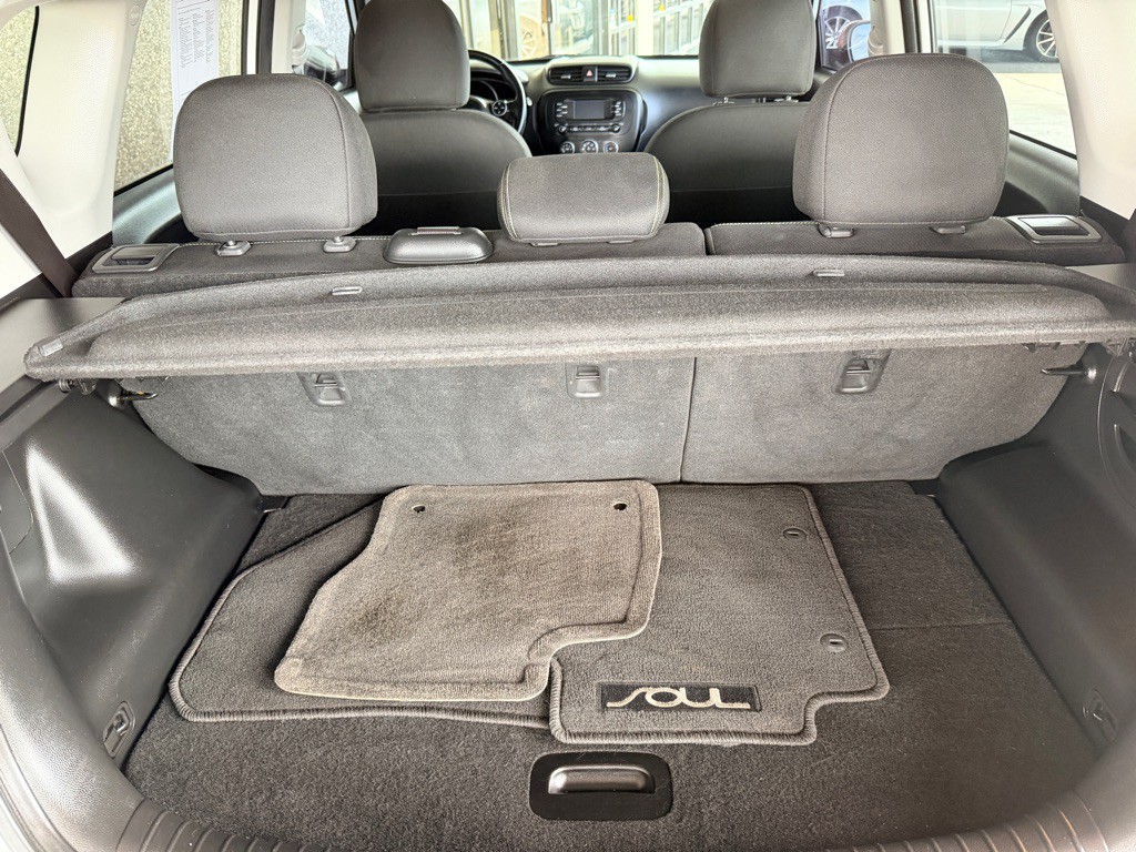 2016 Kia Soul Image 16