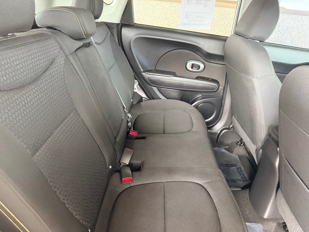 2016 Kia Soul Image 17