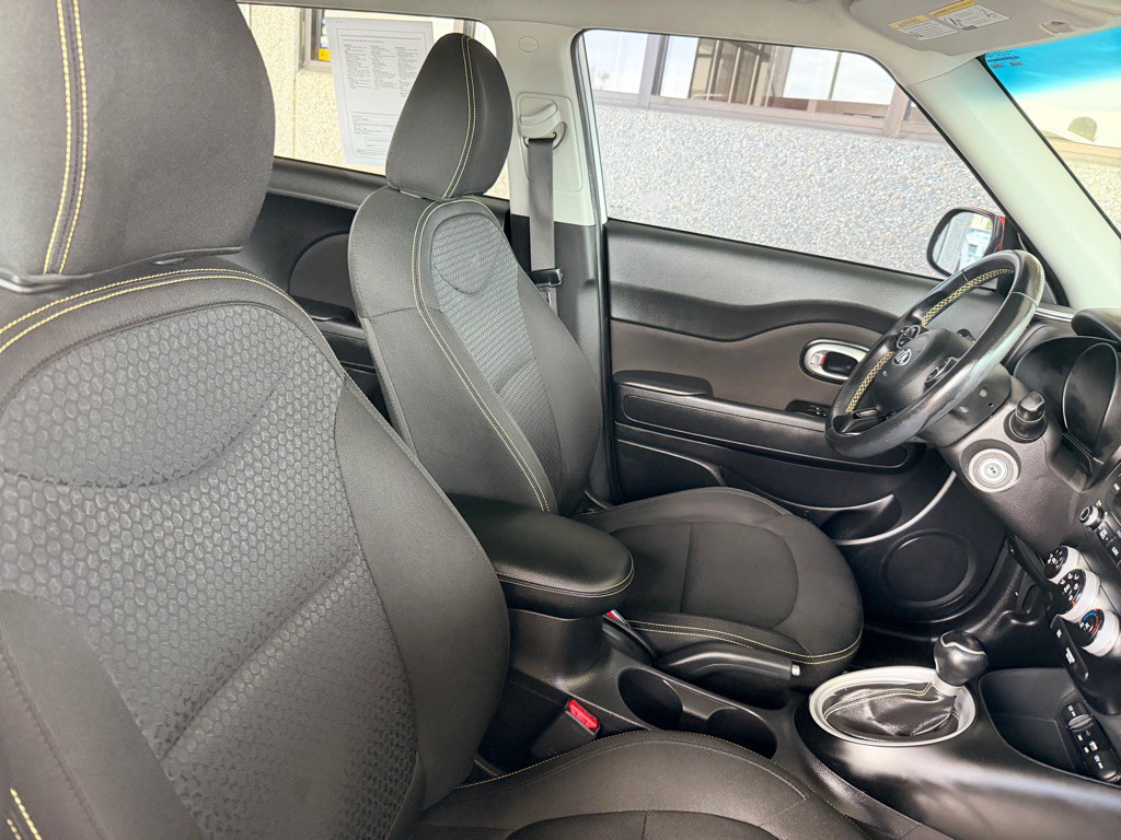 2016 Kia Soul Image 18