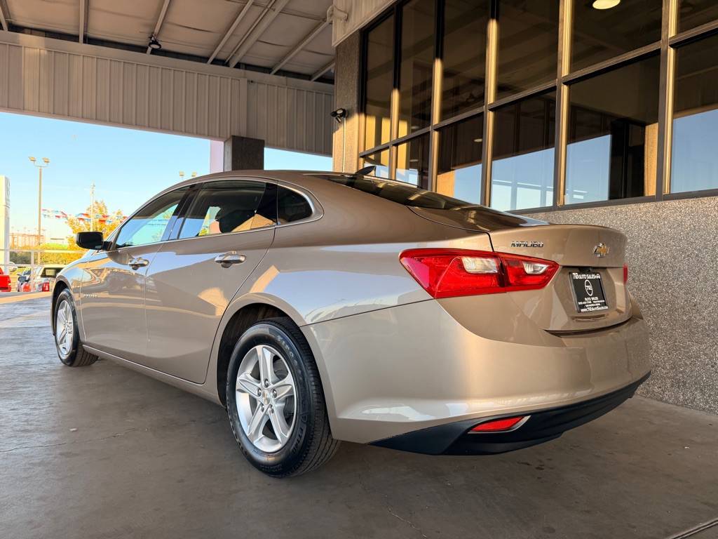 2023 Chevrolet Malibu Image 28