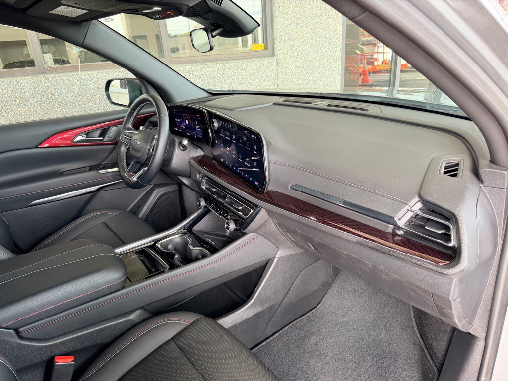 2025 Chevrolet Traverse Image 23