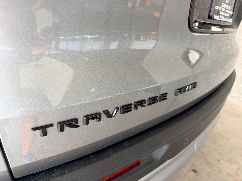2025 Chevrolet Traverse Image 32