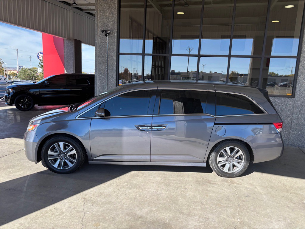 2014 Honda Odyssey Image 2