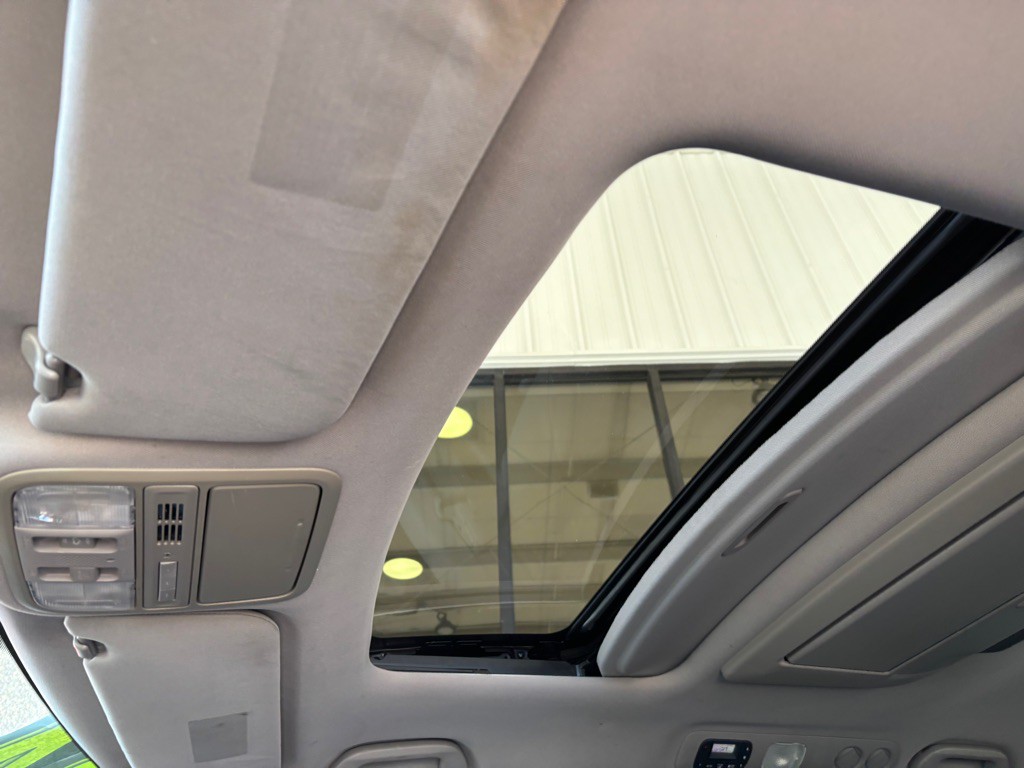 2014 Honda Odyssey Image 17