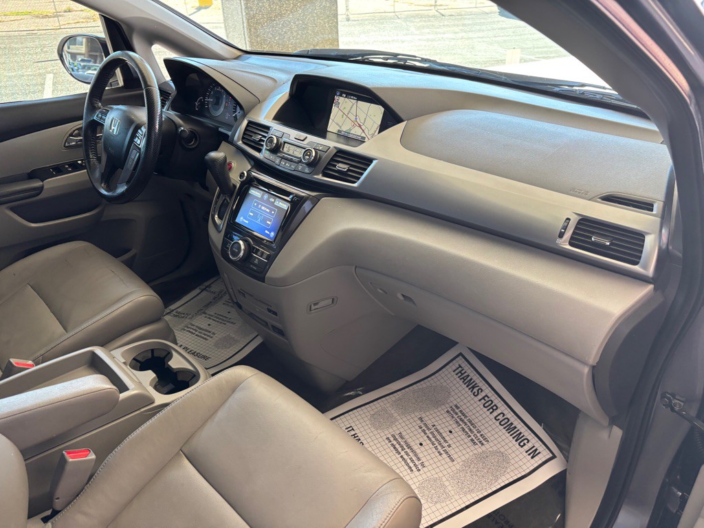 2014 Honda Odyssey Image 32