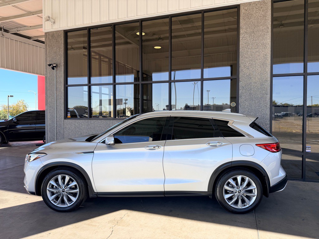 2019 INFINITI QX50 Image 2