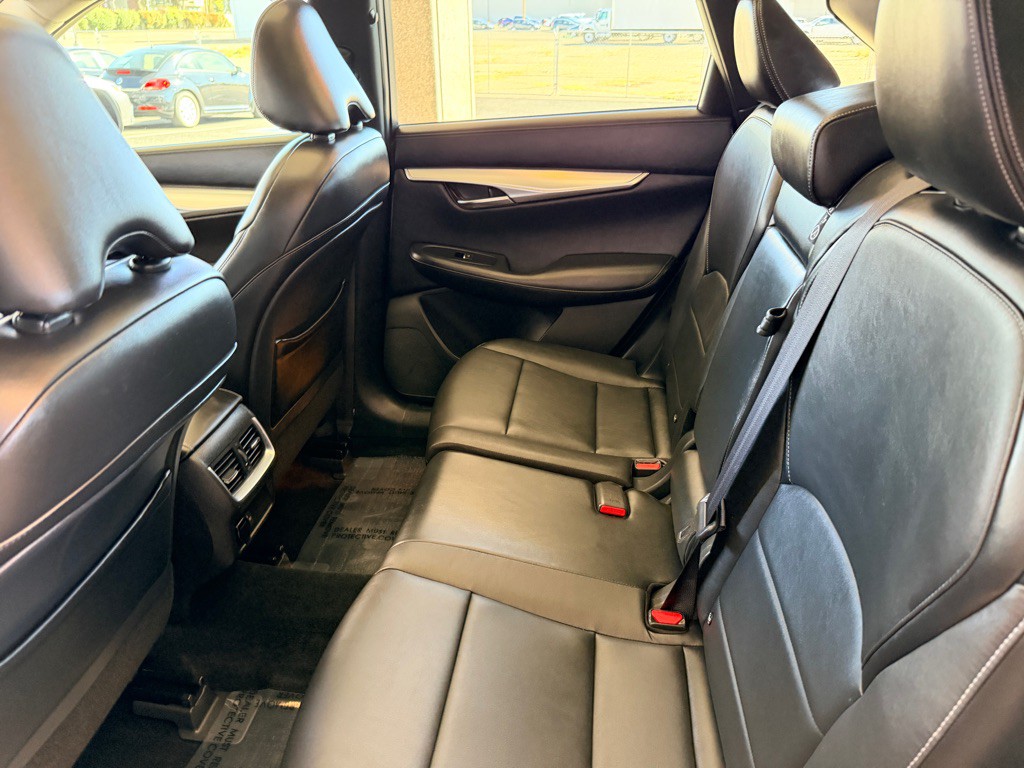 2019 INFINITI QX50 Image 17