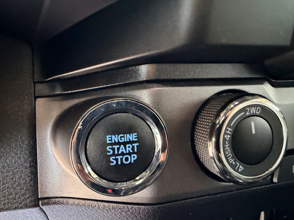 2021 Toyota Tacoma Image 12