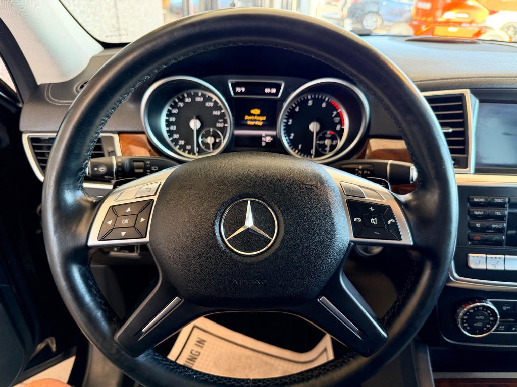 2013 Mercedes-Benz GL-Class Image 9