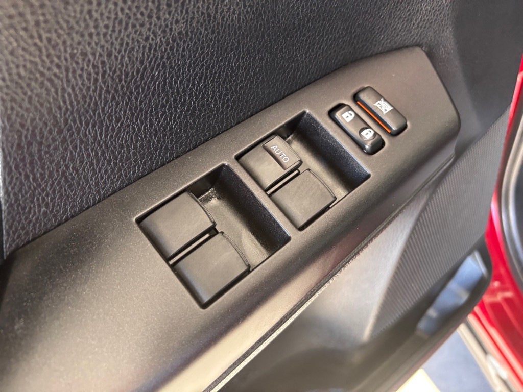 2018 Toyota Rav4 Image 14