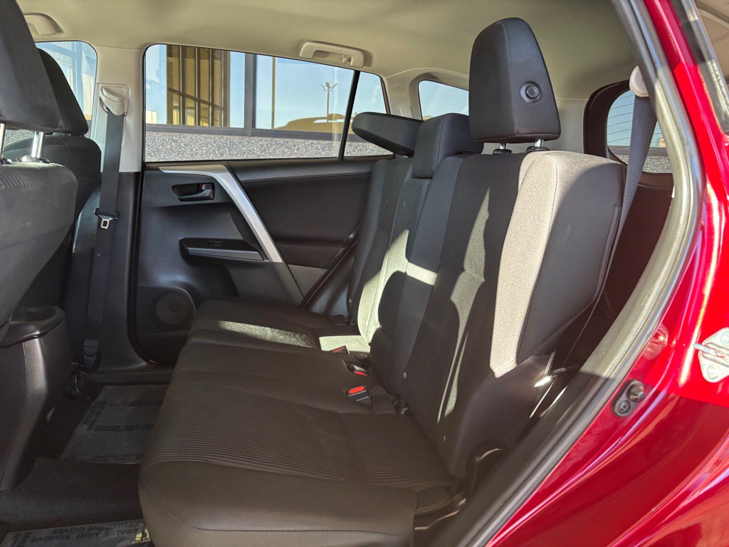 2018 Toyota Rav4 Image 15