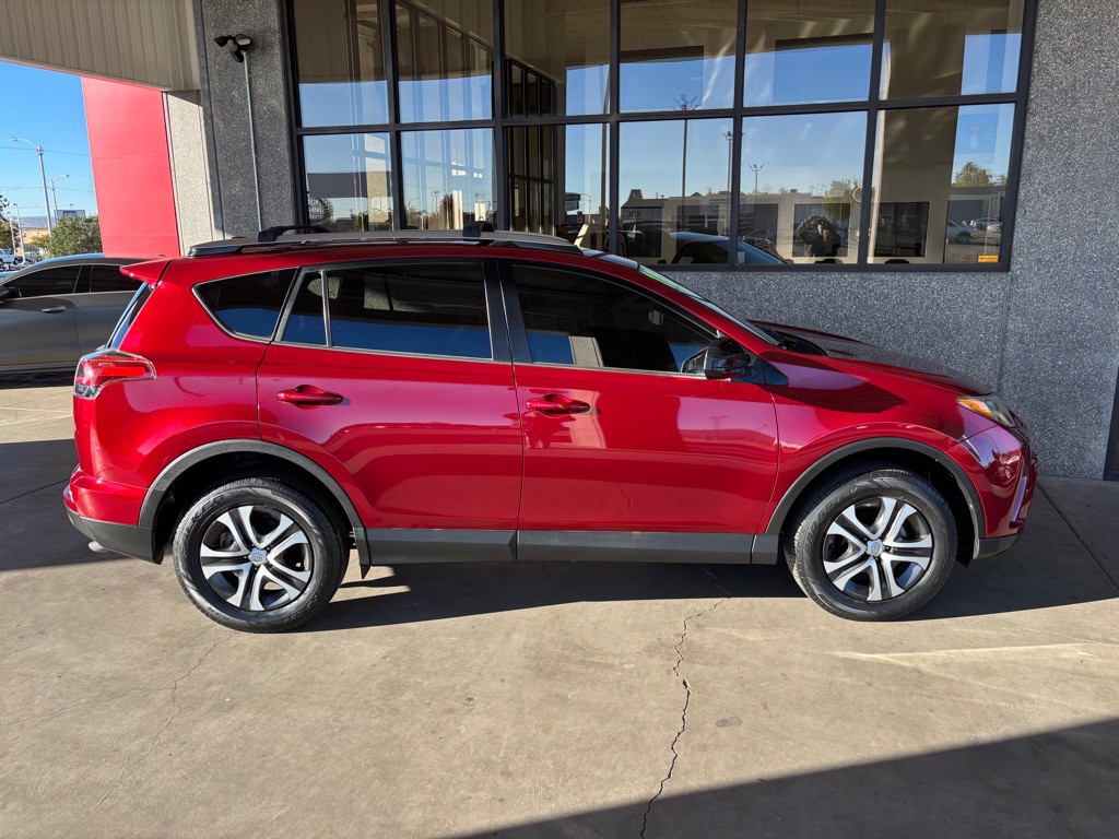 2018 Toyota Rav4 Image 31